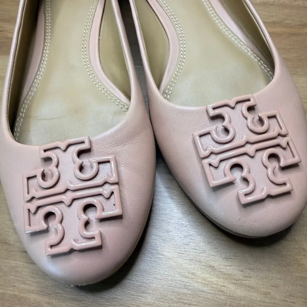 Tory Burch Melinda Multi Logo Ballet Flats Size 5 Makeup Nude Pink Leather